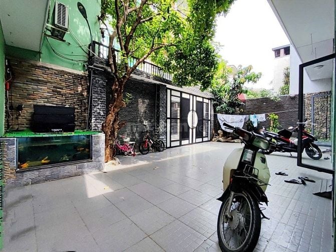 Biệt Thự sân vườn 230m2(12 x 19) Lý Thường Kiệt sát Q10, 3 Tầng giá rẻ