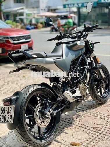 Husqvarna Svartpilen 200 2022 chính chủ cần bán