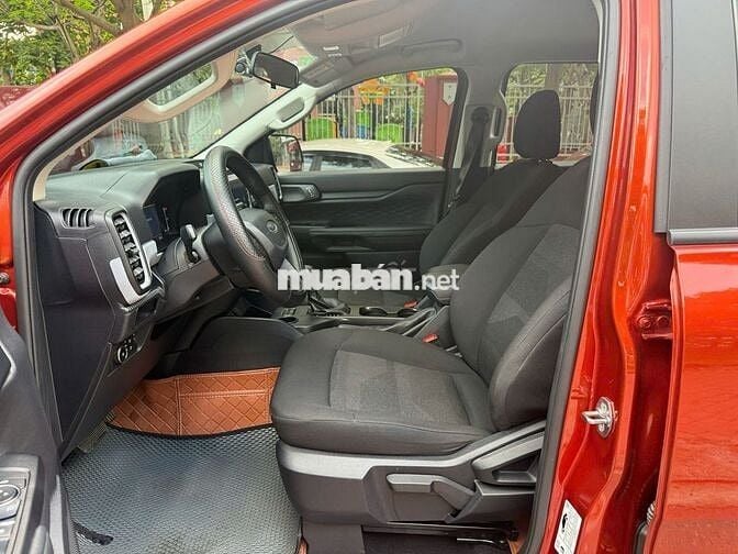 Ford Ranger 2024 XLS 2.0L 4x2 AT - 15000 km