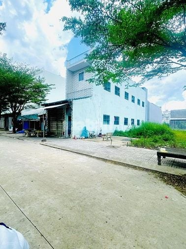BÁN GẤP NỀN ĐẤT 130M2, ĐỐI DIỆN KCN TIỆN XÂY TRỌ, NHÀ Ở, KINH DOANH