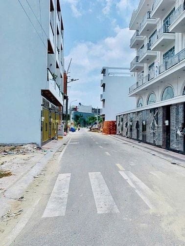 CÒN 1 NỀN 75.6m2 CÁCH BỆNH VIỆN BÌNH TÂN 5P,LÝ TƯỞNG ĐẦU TƯ XÂY KHÁCH 