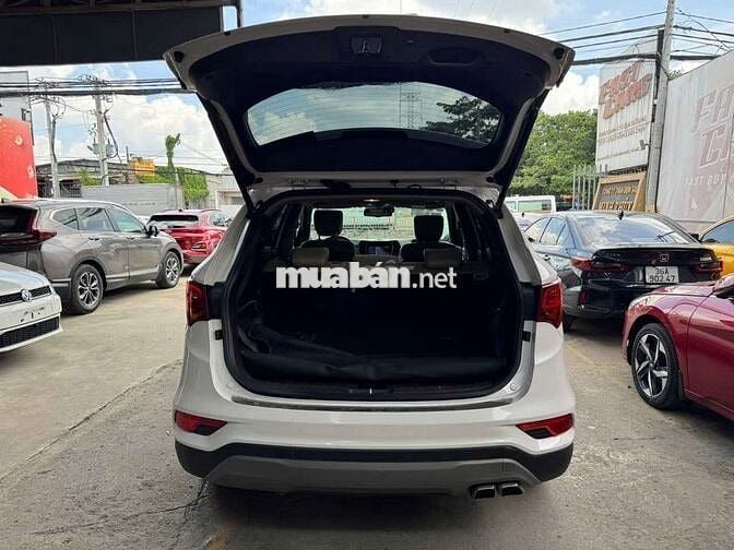 Hyundai Santafe 2017 4WD 2.4L full xăng,màu trắng