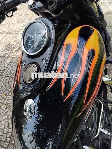 Shadow 750HQCN
