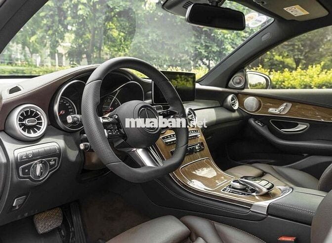 GLC 300 Coupe model 2018 màu đỏ warp đen siêu đep
