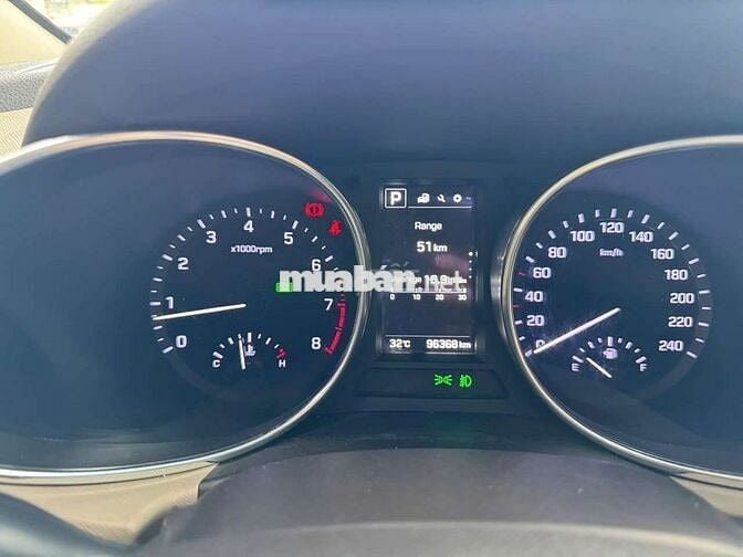 Hyundai Santafe 2017 4WD 2.4L full xăng,màu trắng