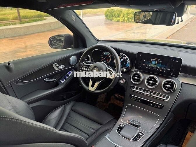 Mercedes GLC300 4MATIC 2020 - 36000 km