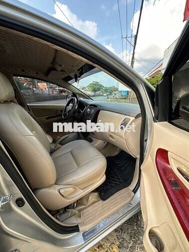 Toyota Innova 2006 G - 010310 km