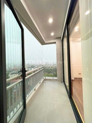 BÁN CĂN HỘ CHUNG CƯ 4F TRUNG KÍNH – CẦU GIẤY 90m2, 3Pn, full đồ nội th