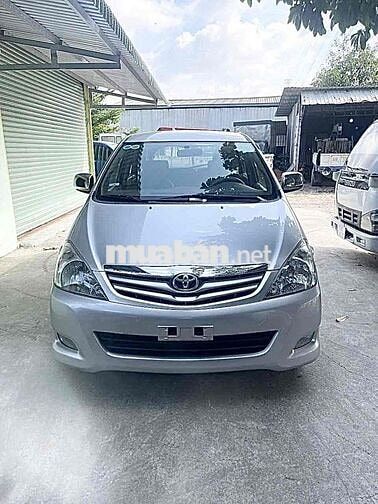 Toyota Innova 2010 G - 230000 km
