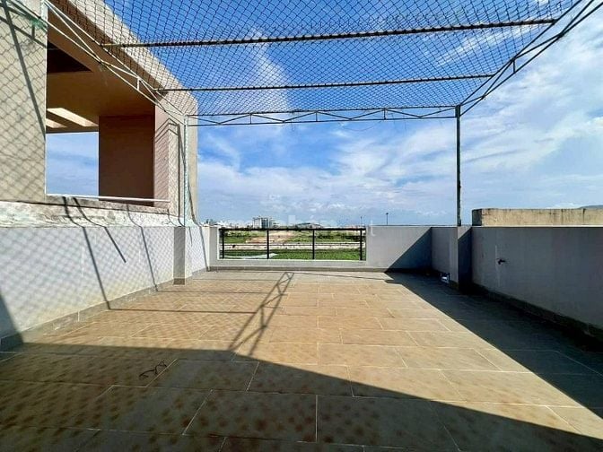 BÁN NHÀ 3 TẦNG GẦN SÂN BAY ĐÀ NẴNG – ĐƯỜNG LÊ DUY ĐÌNH