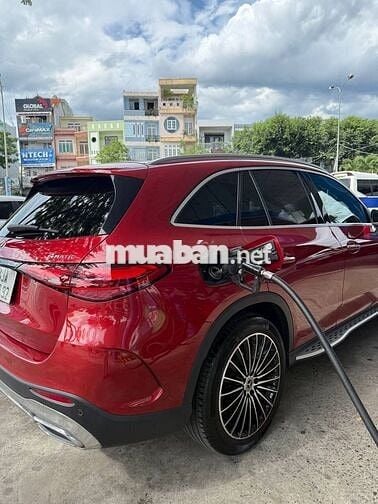 Mercedes Benz GLC 2023 GLC 300 - 24000 km