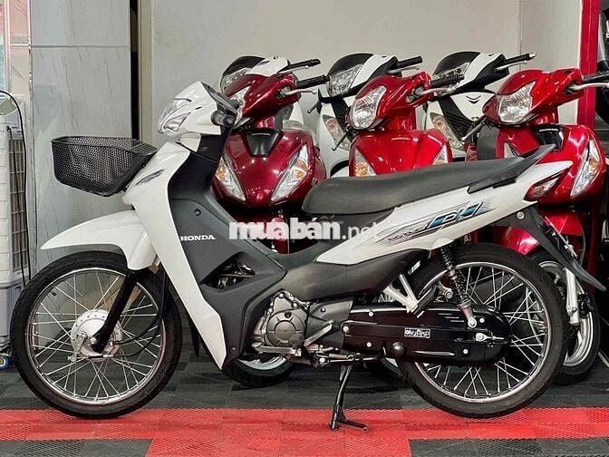 Wave @ 2024 - 8000KM - Chính Chủ - Máy Zin 100%