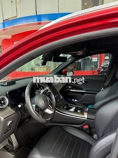 Mercedes Benz GLC 2023 GLC 300 - 24000 km