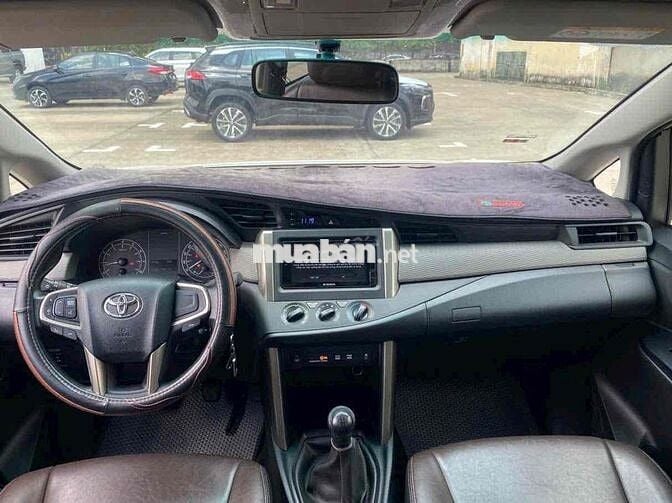 Toyota Innova 2021 E 2.0 MT - 46000 km