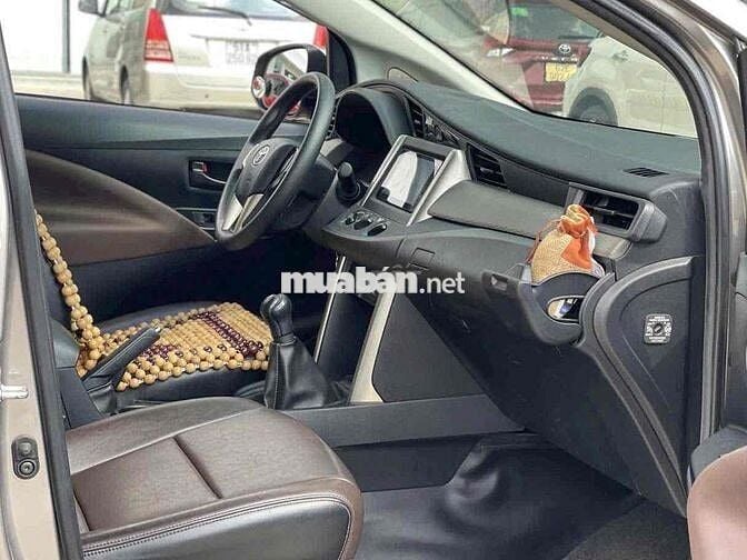 Toyota Innova 2021 E 2.0 MT - 46000 km