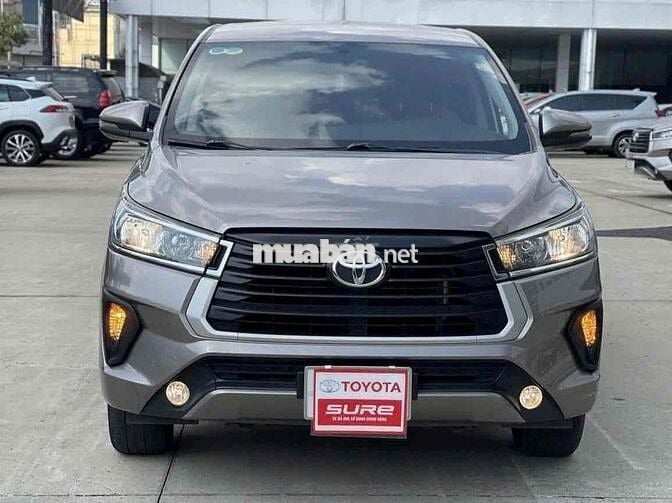 Toyota Innova 2021 E 2.0 MT - 46000 km
