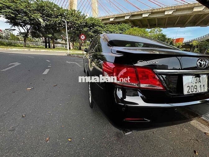 Toyota Camry model 2010 3.5Q