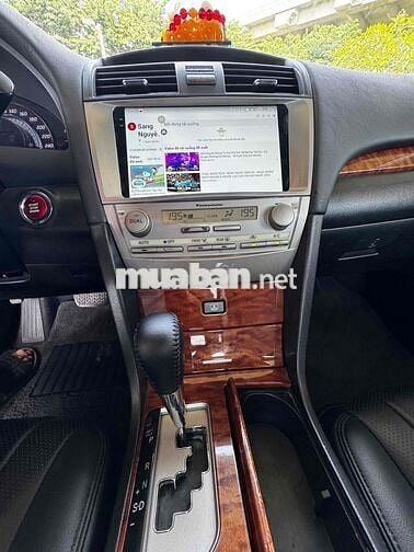 Toyota Camry model 2010 3.5Q