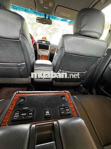Toyota Camry model 2010 3.5Q