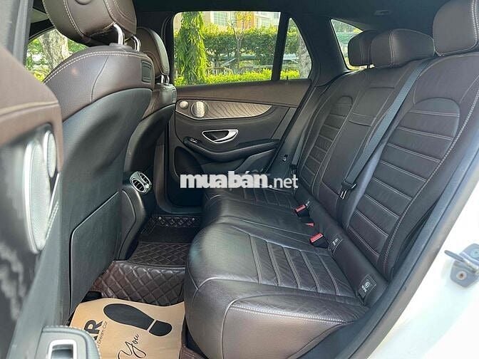 Mercedes GLC300 4Matic Model 2019 Siu Đẹp