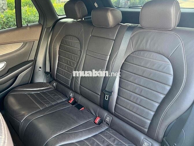Mercedes GLC300 4Matic Model 2019 Siu Đẹp