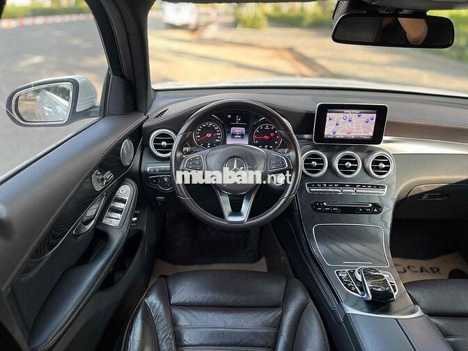 Mercedes GLC300 4Matic Model 2019 Siu Đẹp