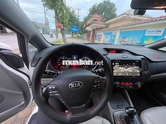 Kia K3 2016  - 130000 km