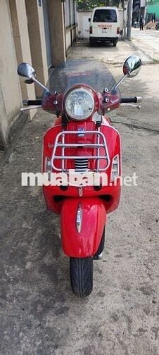 Vespa GTS 125 up 72m