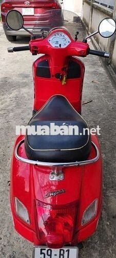 Vespa GTS 125 up 72m