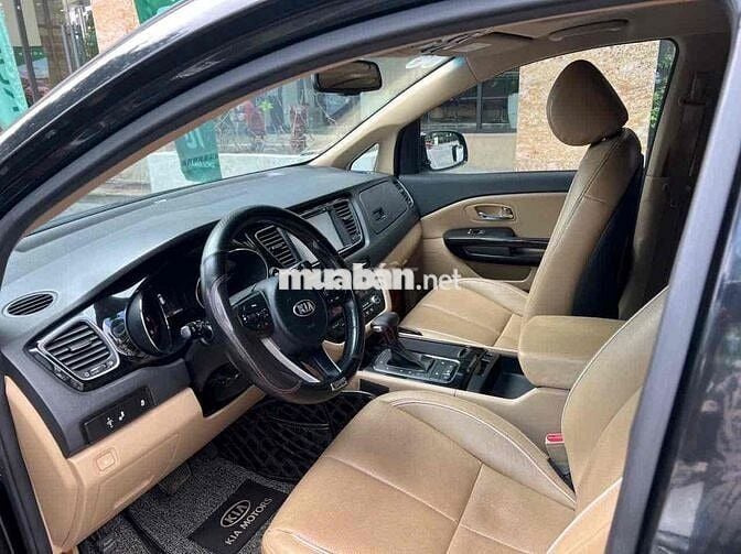 Kia Sedona 2017 2.2L DATH - 19000 km