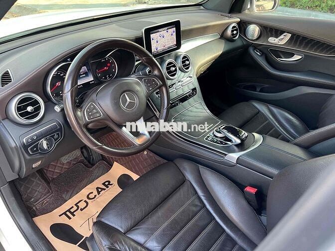 Mercedes GLC300 4Matic Model 2019 Siu Đẹp
