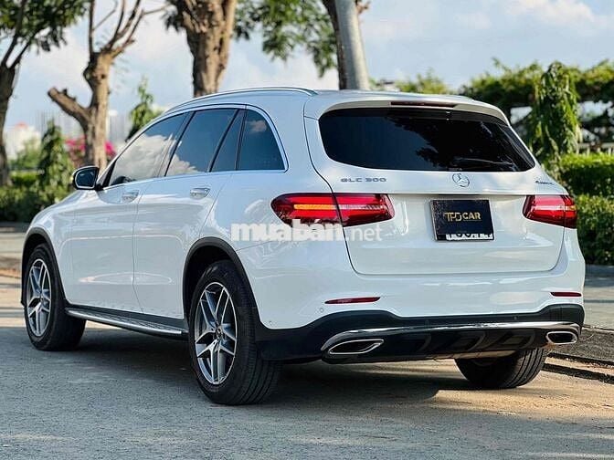 Mercedes GLC300 4Matic Model 2019 Siu Đẹp