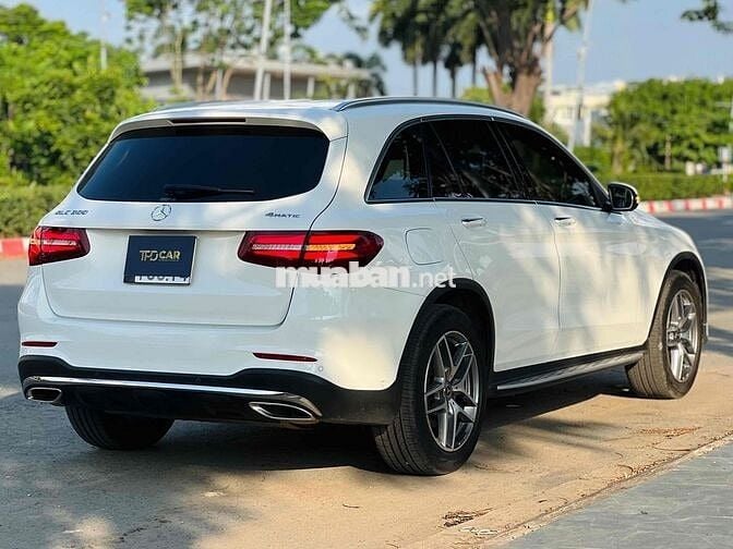 Mercedes GLC300 4Matic Model 2019 Siu Đẹp