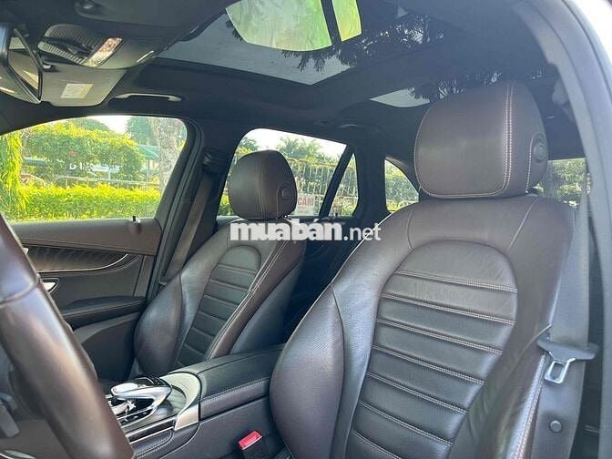 Mercedes GLC300 4Matic Model 2019 Siu Đẹp