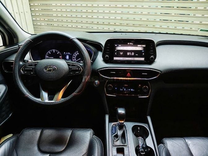 Gia đình cần bán xe Hyundai Santa Fe dầu SX 2019