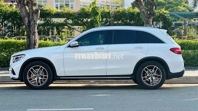Mercedes GLC300 4Matic Model 2019 Siu Đẹp