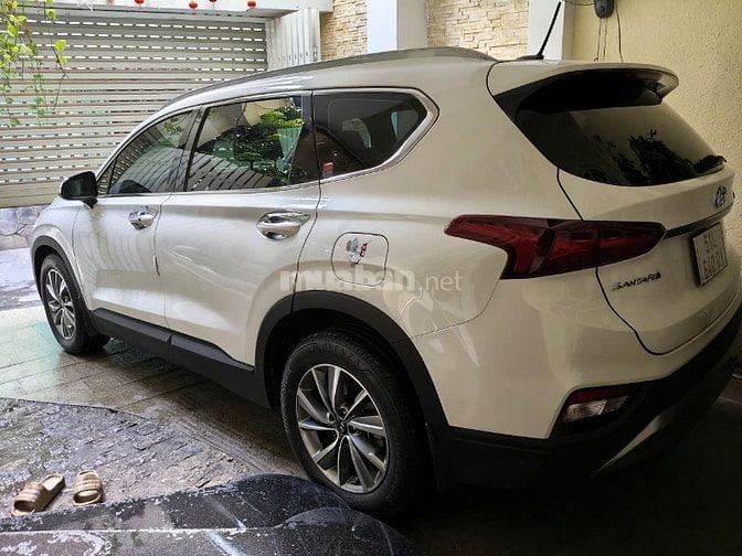 Gia đình cần bán xe Hyundai Santa Fe dầu SX 2019