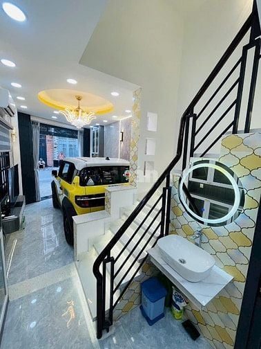 ⭐️Nhà 3 Lầu tuyệt đẹp Cao cấp góc 2 mặt hẻm xe tải 8m Phan Văn Trị, P1