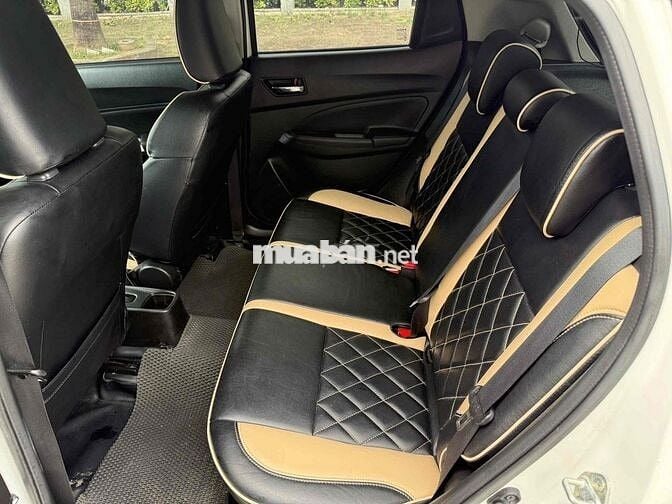Suzuki Swift 2019 GLX 1.2 CVT - xe đẹp suất sắc