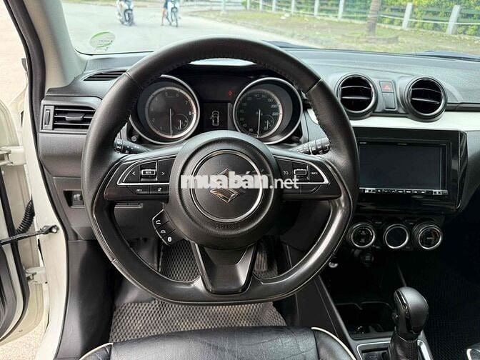 Suzuki Swift 2019 GLX 1.2 CVT - xe đẹp suất sắc