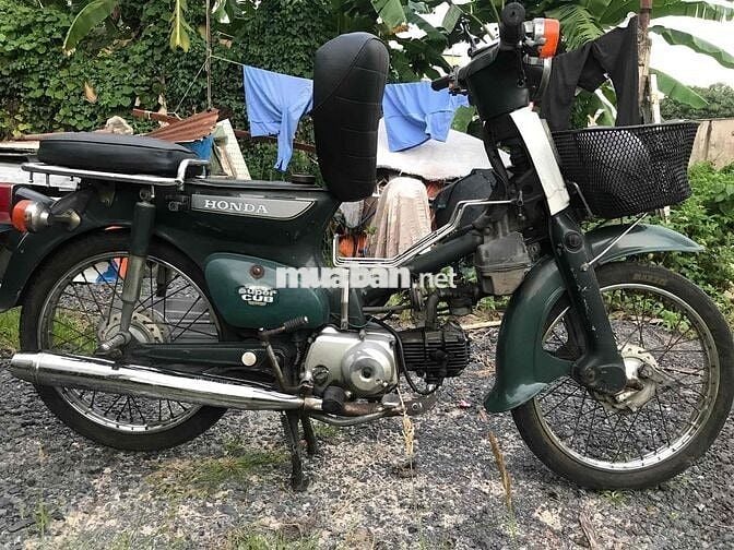CẦN BÁN 1XE CUP ĐÈN TRÒN ĐỜI 1993.