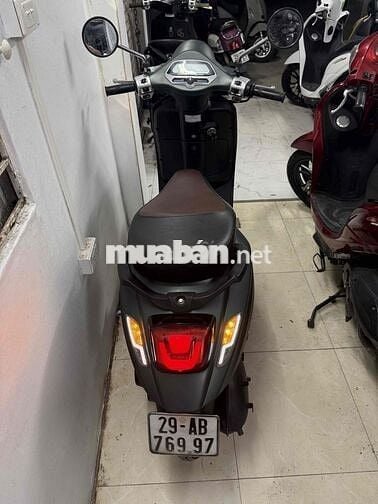 Thanh lý Vecpa 50cc học sinh không cần bằng lái