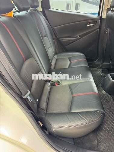 Mazda 2 2016  1.5 AT Sedan - 85000 km