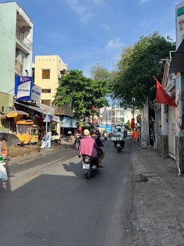 Mặt Tiền 2 Tầng 4x25(85m2) Thích Quảng Đức - Nguyễn Kiệm Giá Đầu Tư