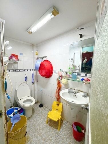Nhà hẻm kề Tên Lửa - HXH 5m,10m ra HXT thông - 32m2 (4x8) - nhỉnh 3 tỷ
