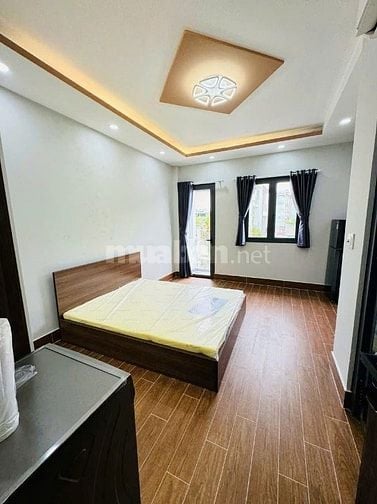 bán gấp nhà quận 11, sổ vuông vức, 4.5xx10m2, hẻm ô tô
