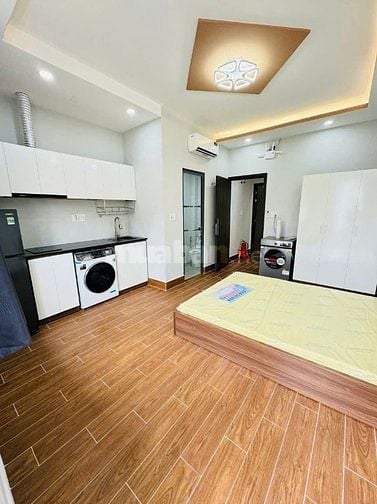 bán gấp nhà quận 11, sổ vuông vức, 4.5xx10m2, hẻm ô tô
