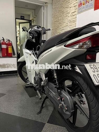 kẹt tiền cần bán xe fuled 2023
