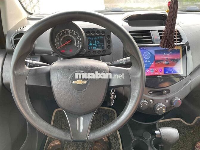 Chevrolet Spark 2011 Van 1.0 AT - 140000 km