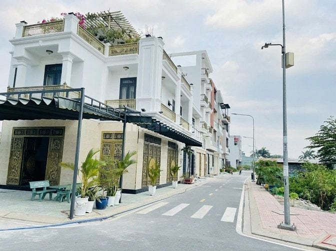 SỐC! 75,6m2 đường 8m ngay Hương Lộ 2 nối dài. Giá tốt thu hồi vốn